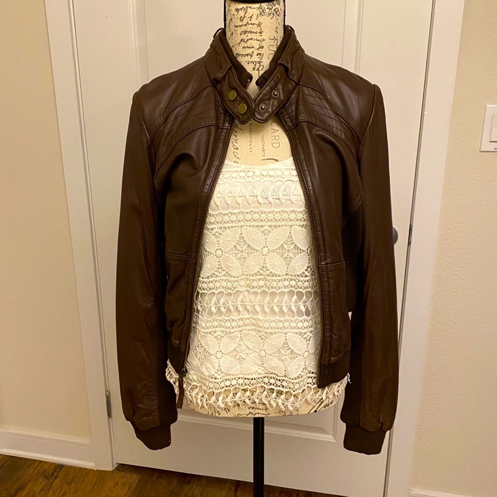 Idra Brown Leather Jacket. Size Small.